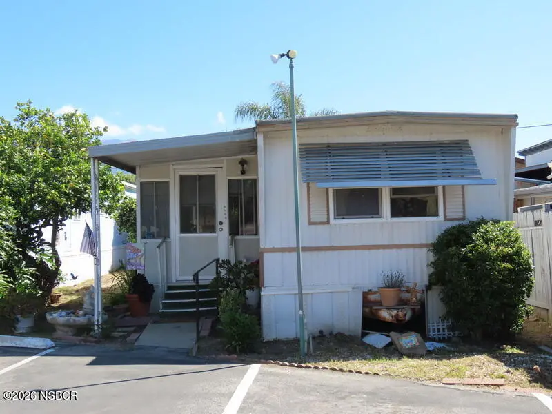 4326 Calle Real #140