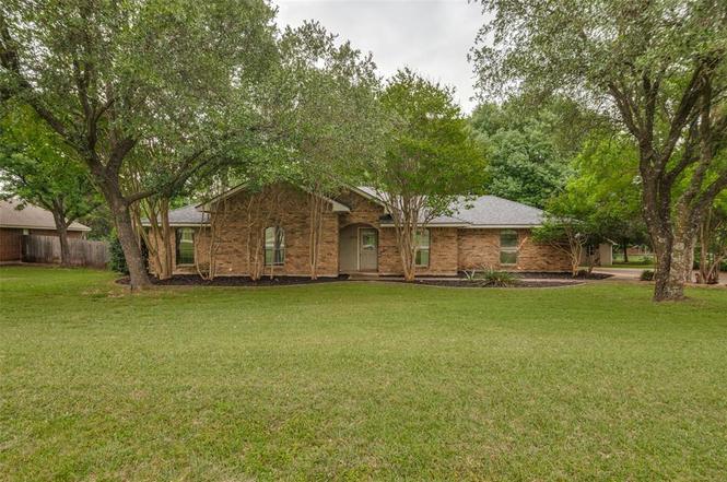 3470 Oak Tree Ln