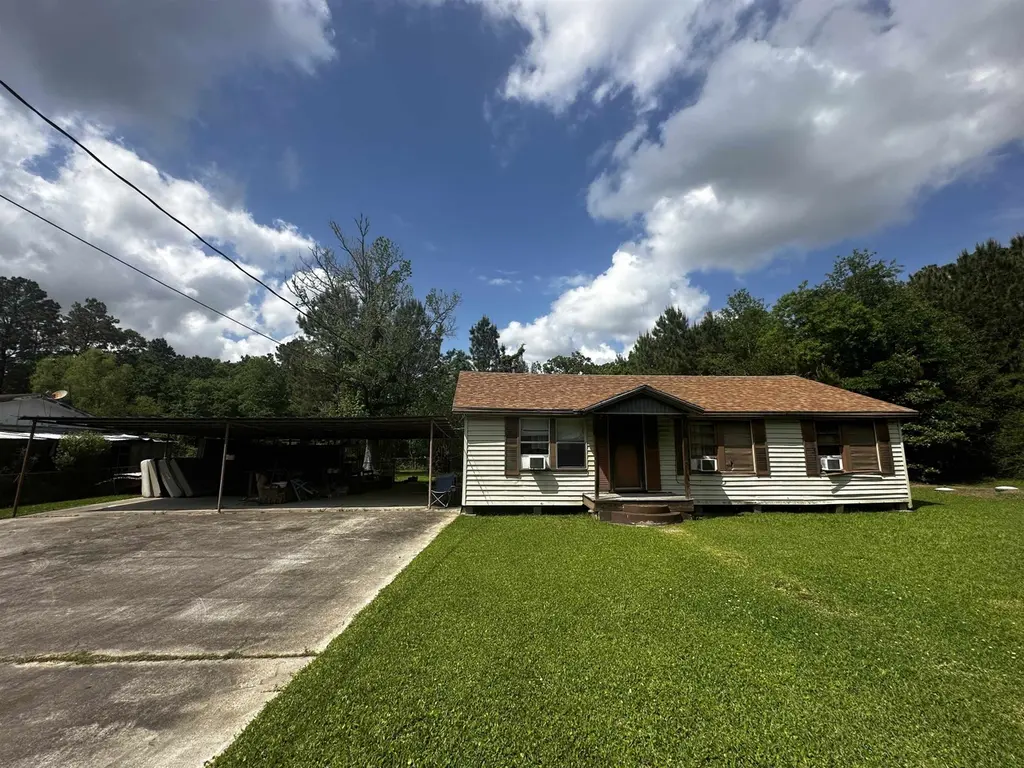 765 Vista Ln