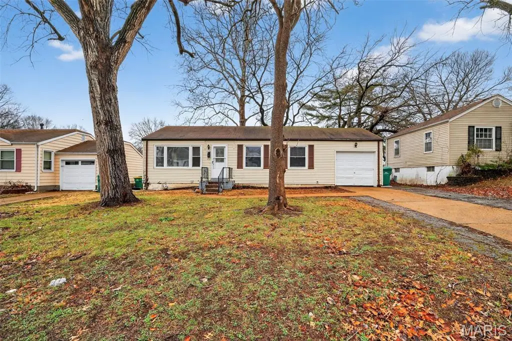 1128 Grenshaw Dr