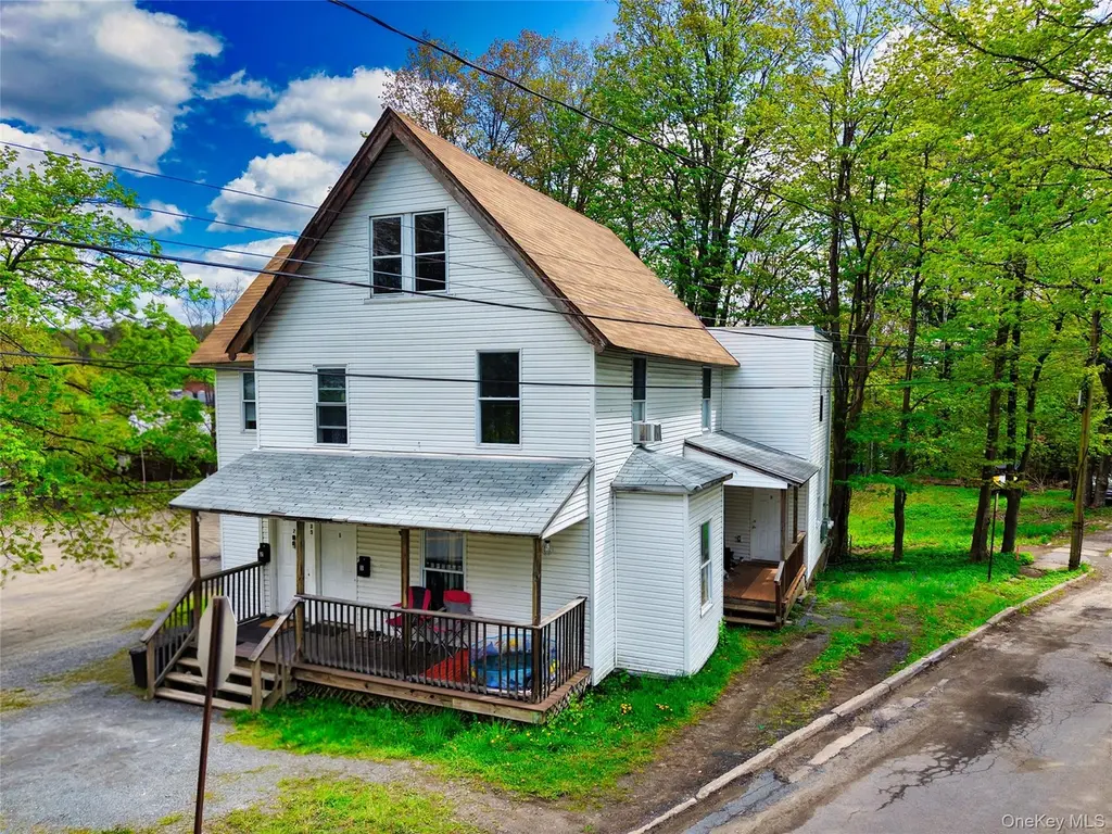35 Edgar St
