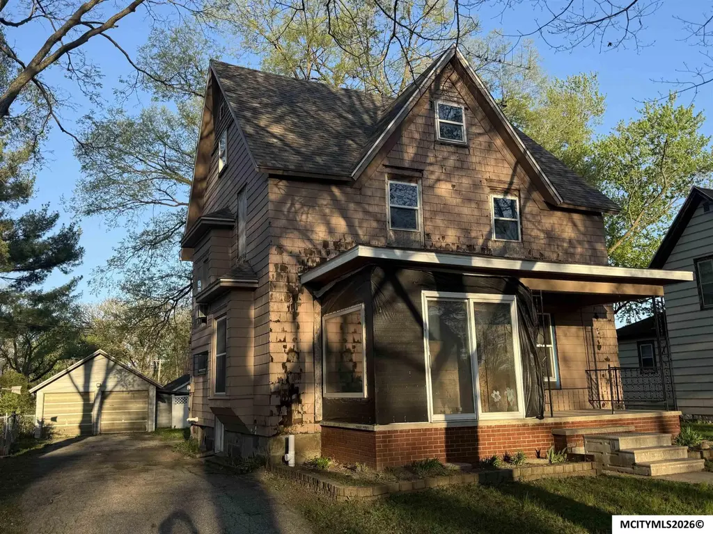 404 B St. St