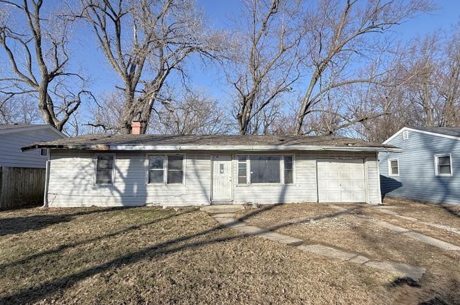 3330 Roesner Dr