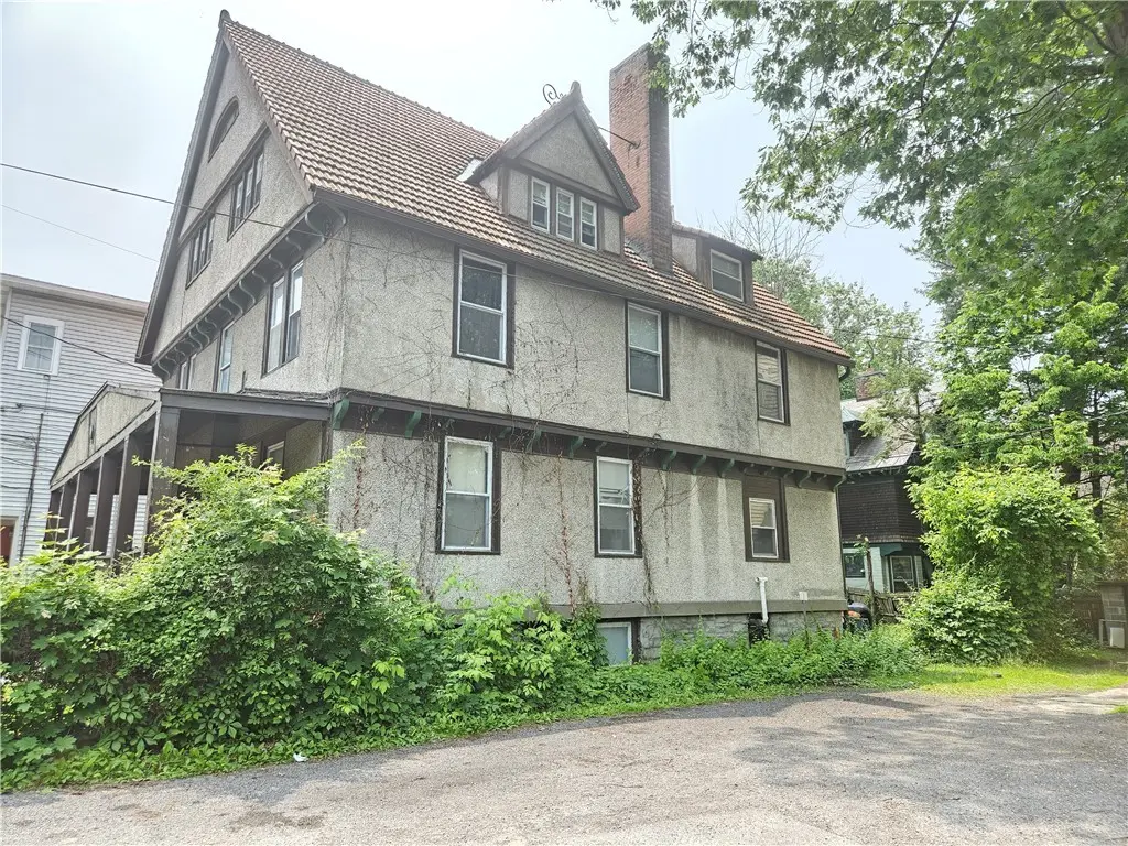 410 Stewart Ave