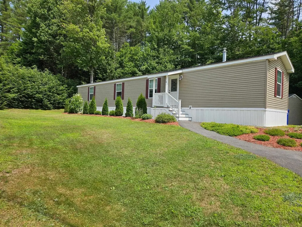 4 Hemlock Rd