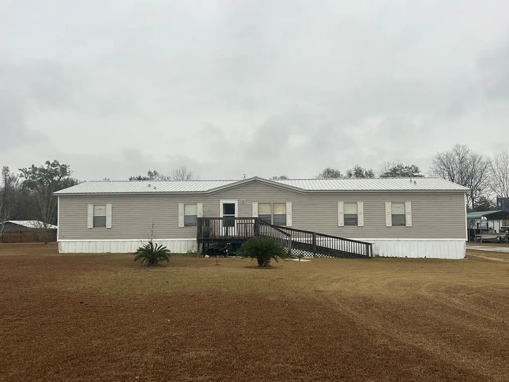 1301 Furnie Folks Rd