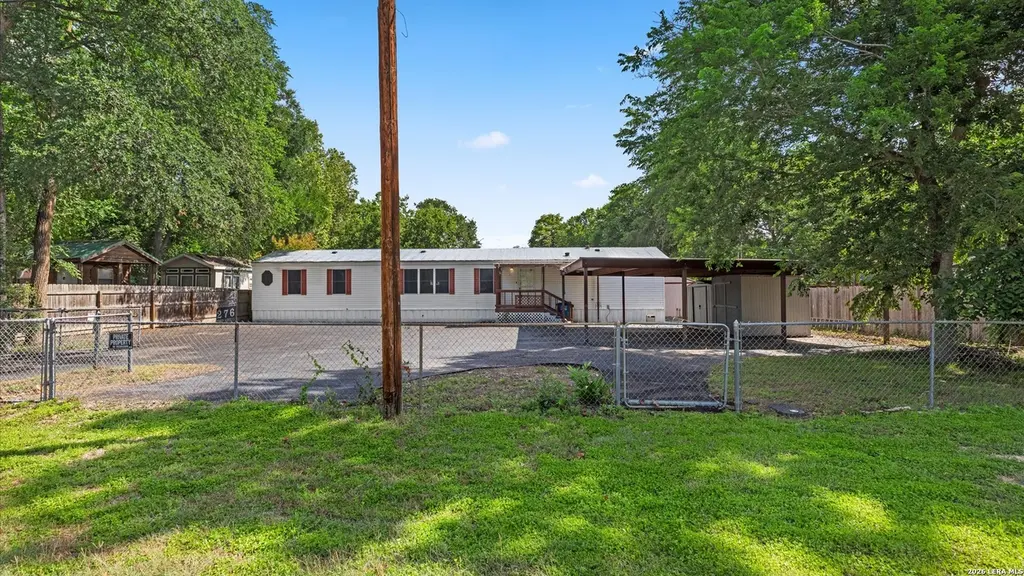 276 Riverview Ter