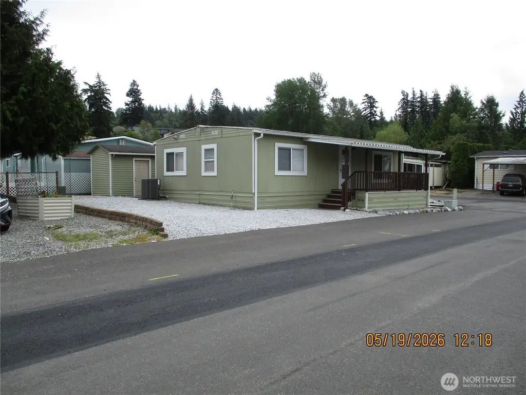 1200 Lincoln St #424