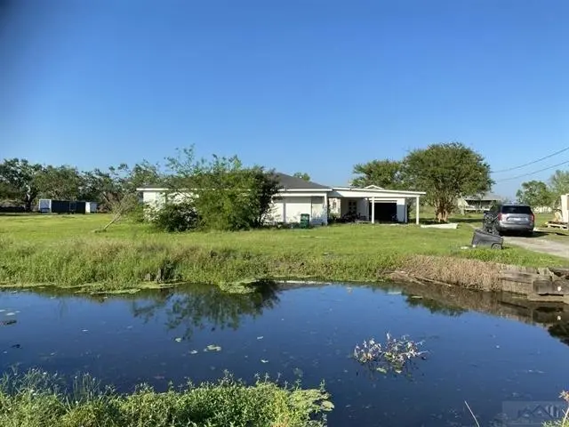 1385 Highway 665