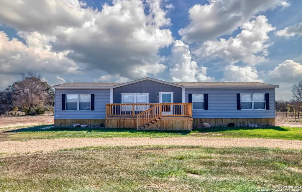 703 Private Road 1501