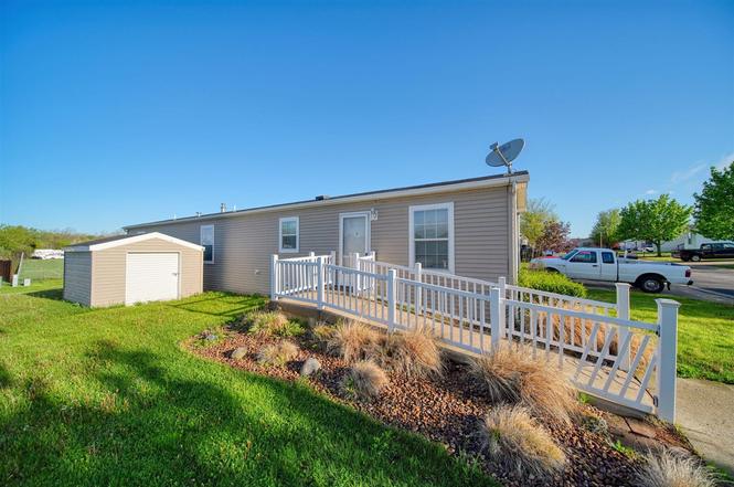324 Grand River Dr