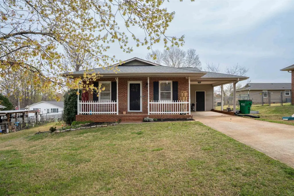 229 Ranier Drive Dr