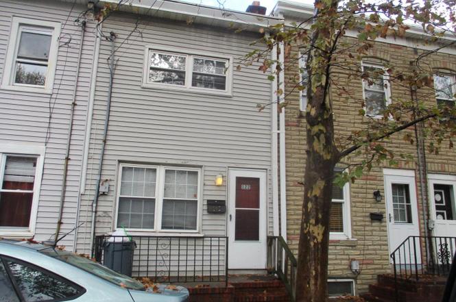 122 Hewitt St