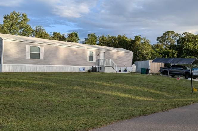 5945 SE 95th Trail Trl