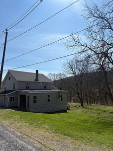 552 Hyasota Hill Rd