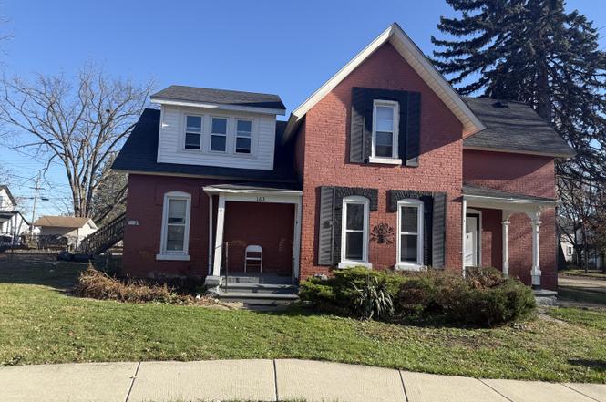 158 Robertson St
