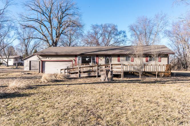 318 W Main St