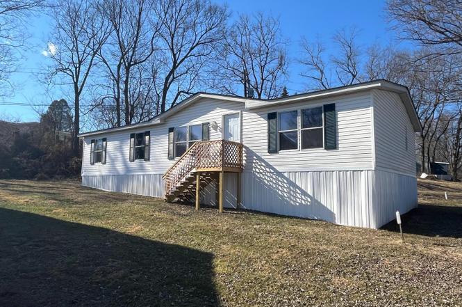 68 Gail Dr