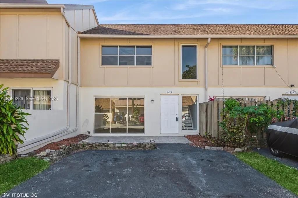 835 NW 81st Ter #7
