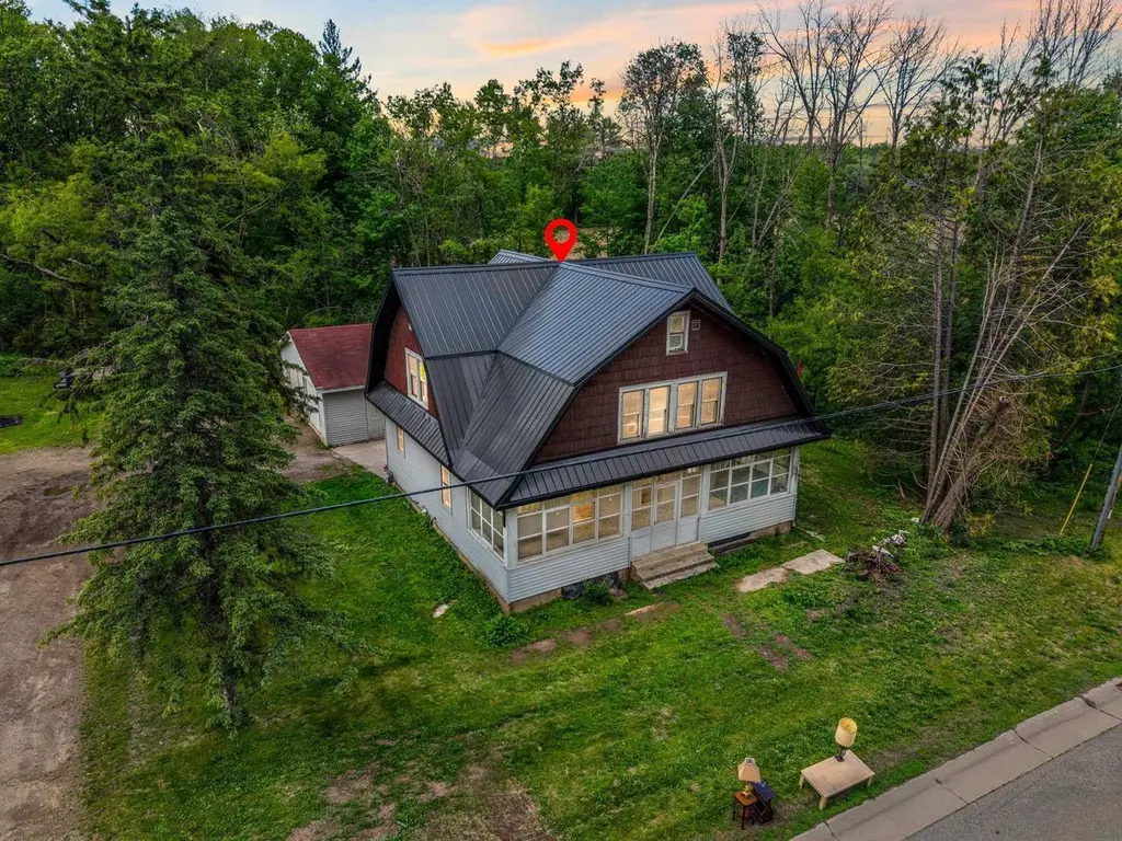 10462 E Highway 22
