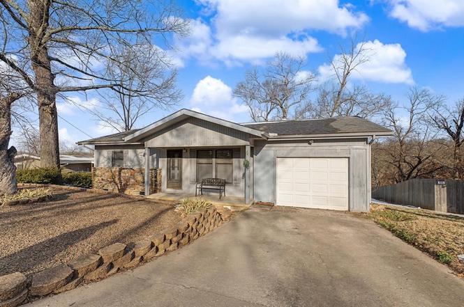 10 Brightling Ln