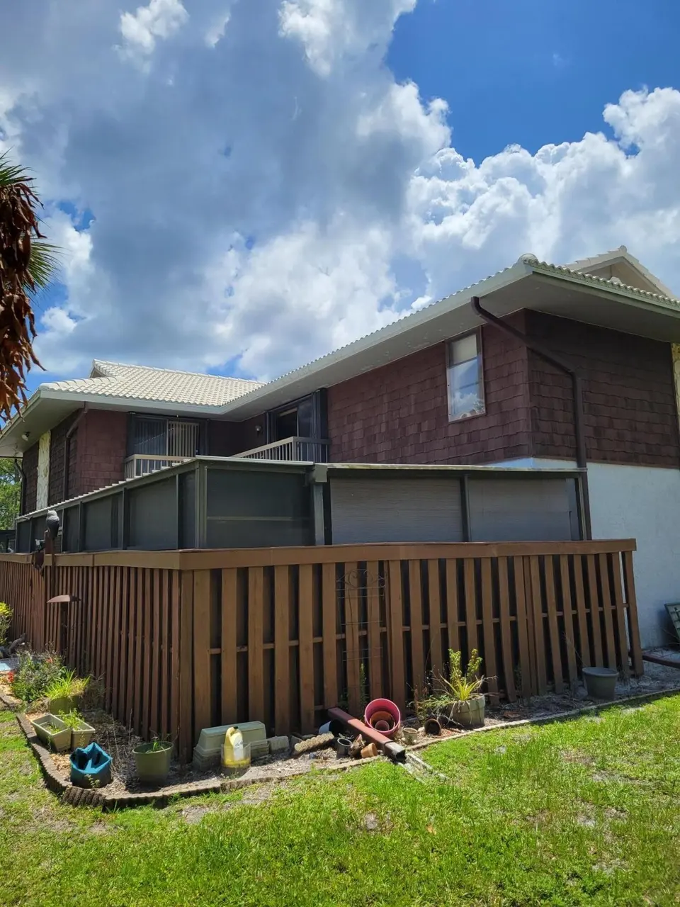 903 SE Camelot Gardens Blvd SE
