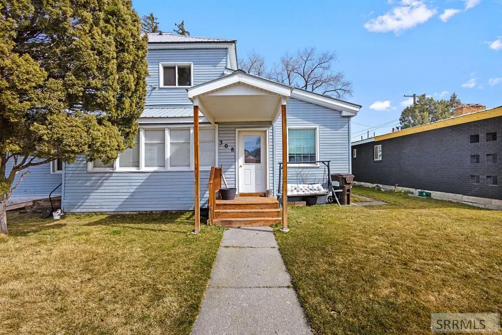 308 E 3rd N Unit 1-4