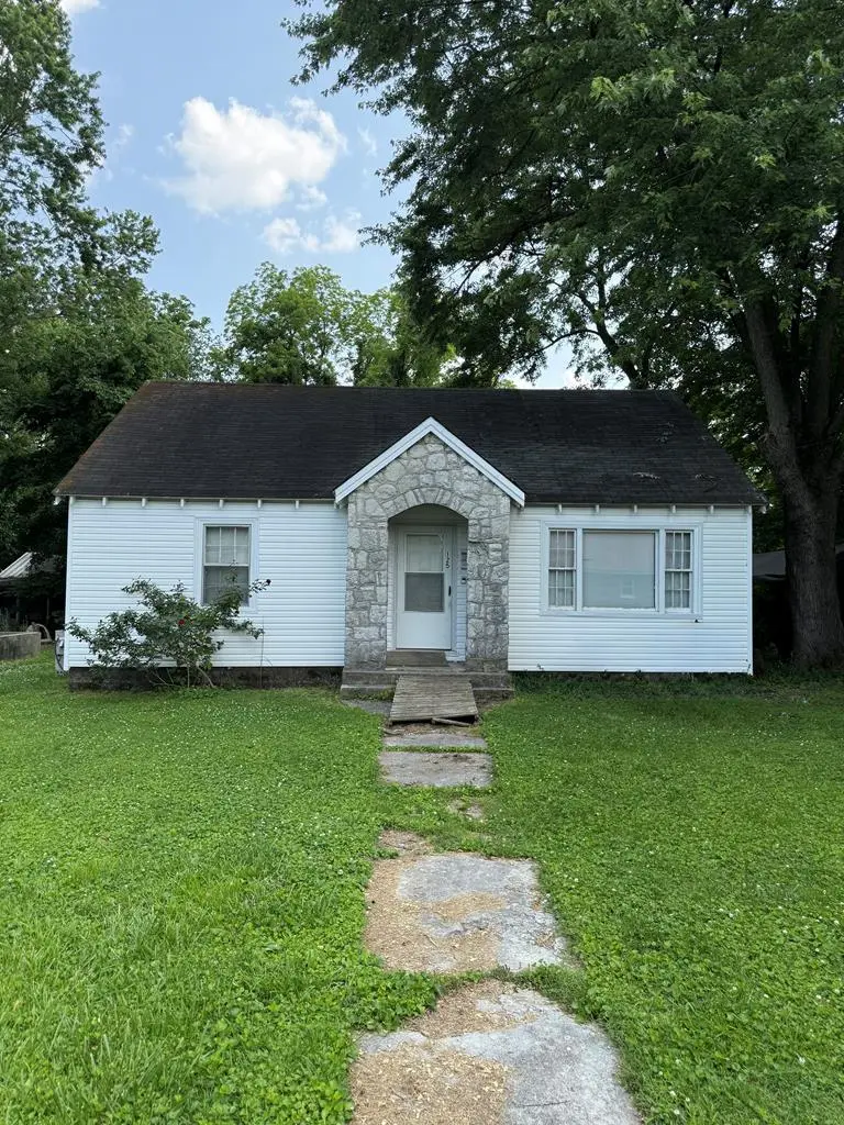 125 Sarah Ave