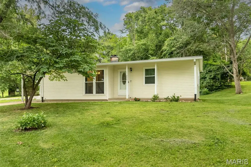 250 Sunset Dr