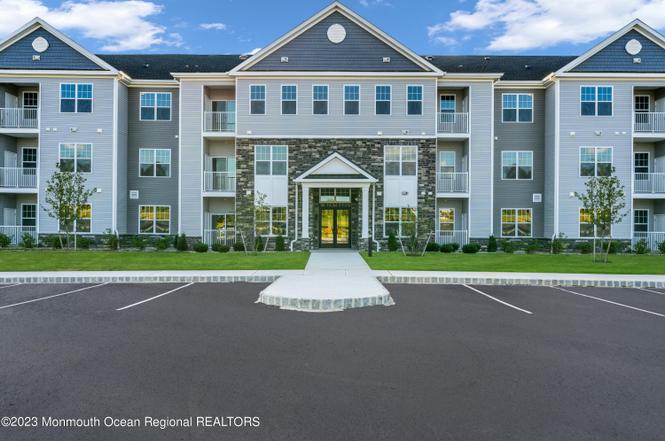 750 Lighthouse Dr #3313
