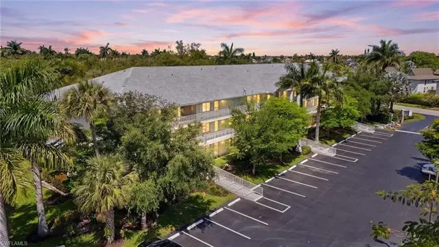 3001 Sandpiper Bay Cir Unit B101