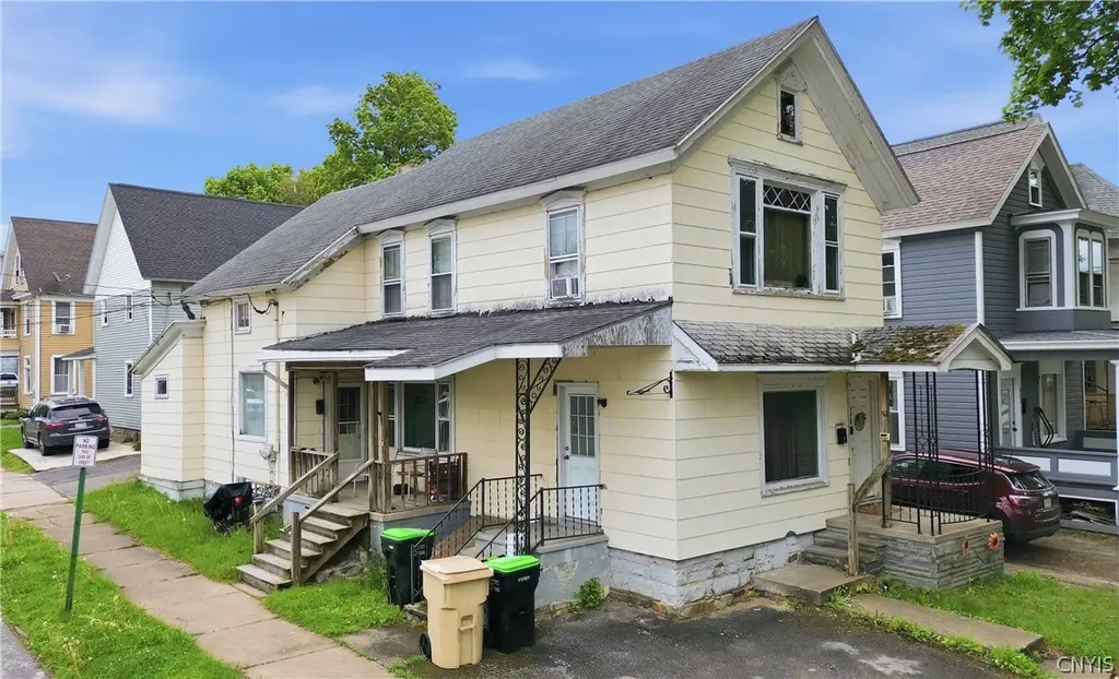 336 N Prospect St