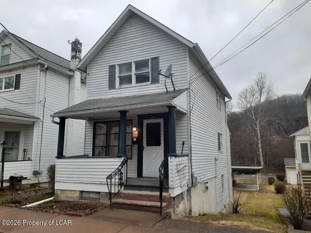 73 Chestnut St