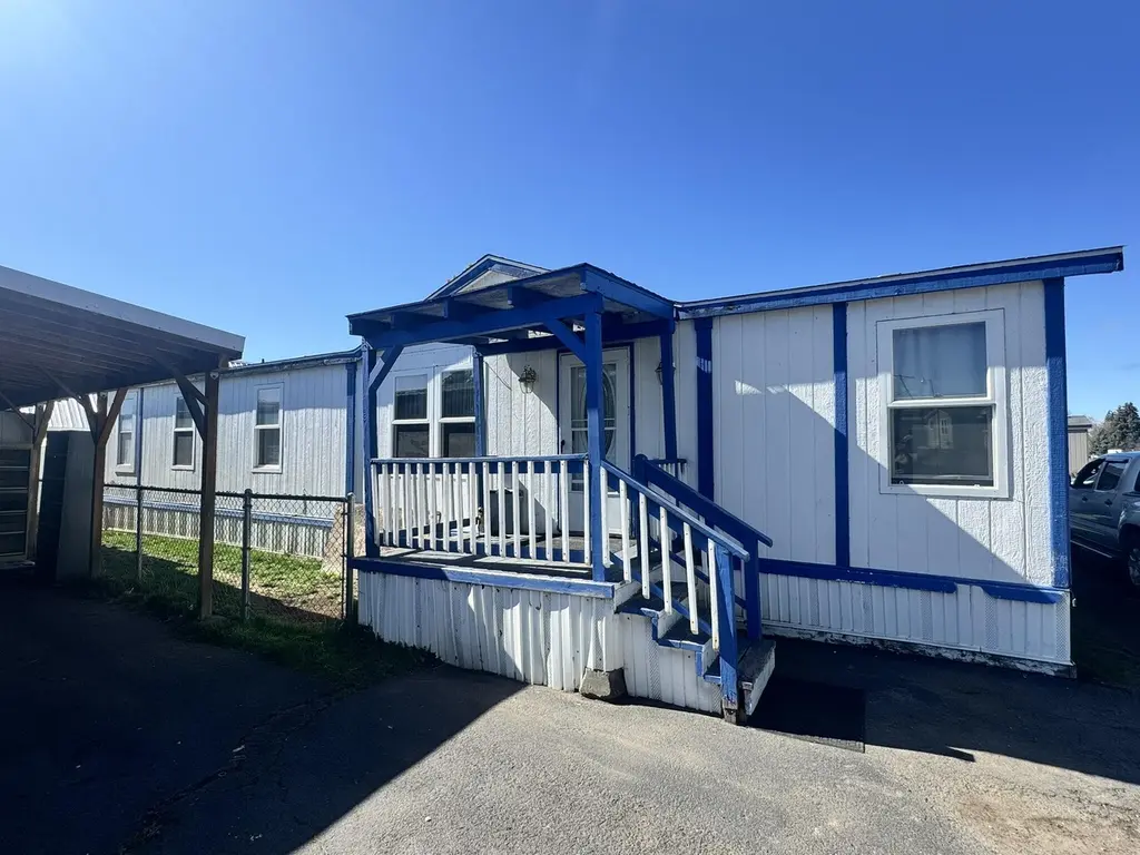 3950 Homedale Rd Unit 8
