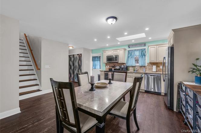 498 A William Floyd Pkwy