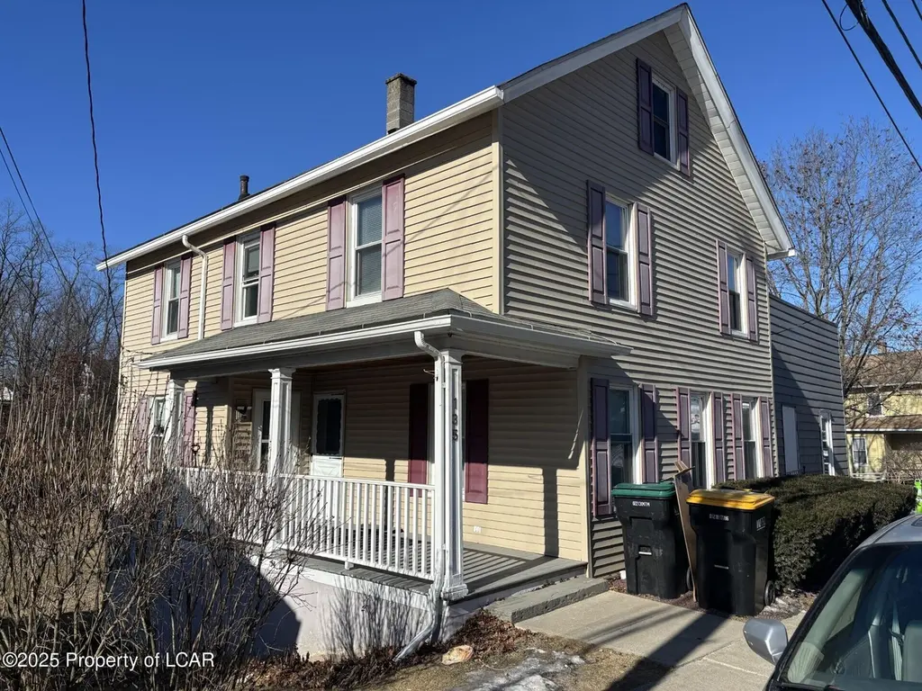 135 College Ave