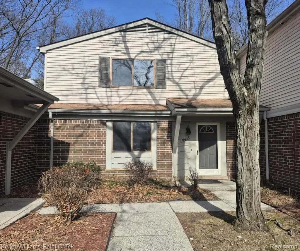 26728 Farmbrook Villa Dr