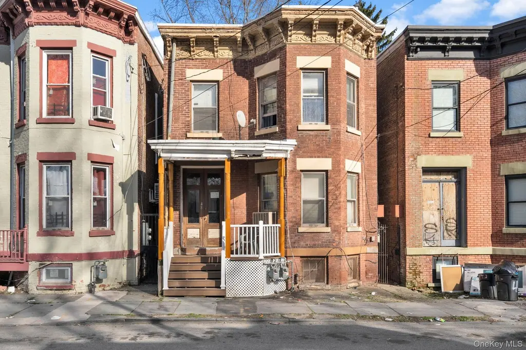 48 Lutheran St