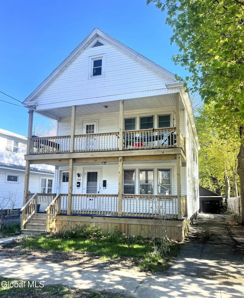 1928 Broad St