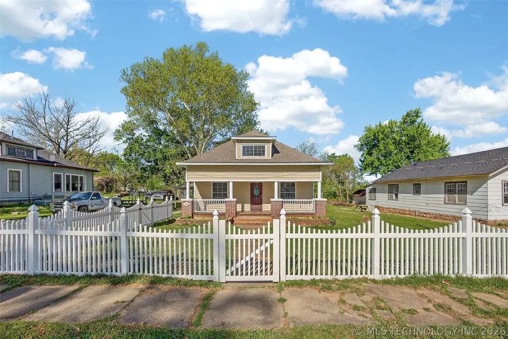 106 Riley St