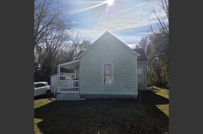 618 W Cherry St
