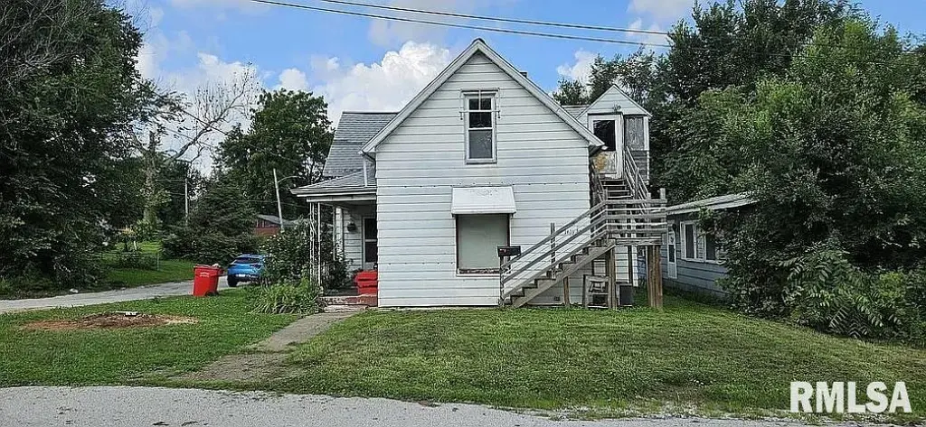 1613 N 6th St