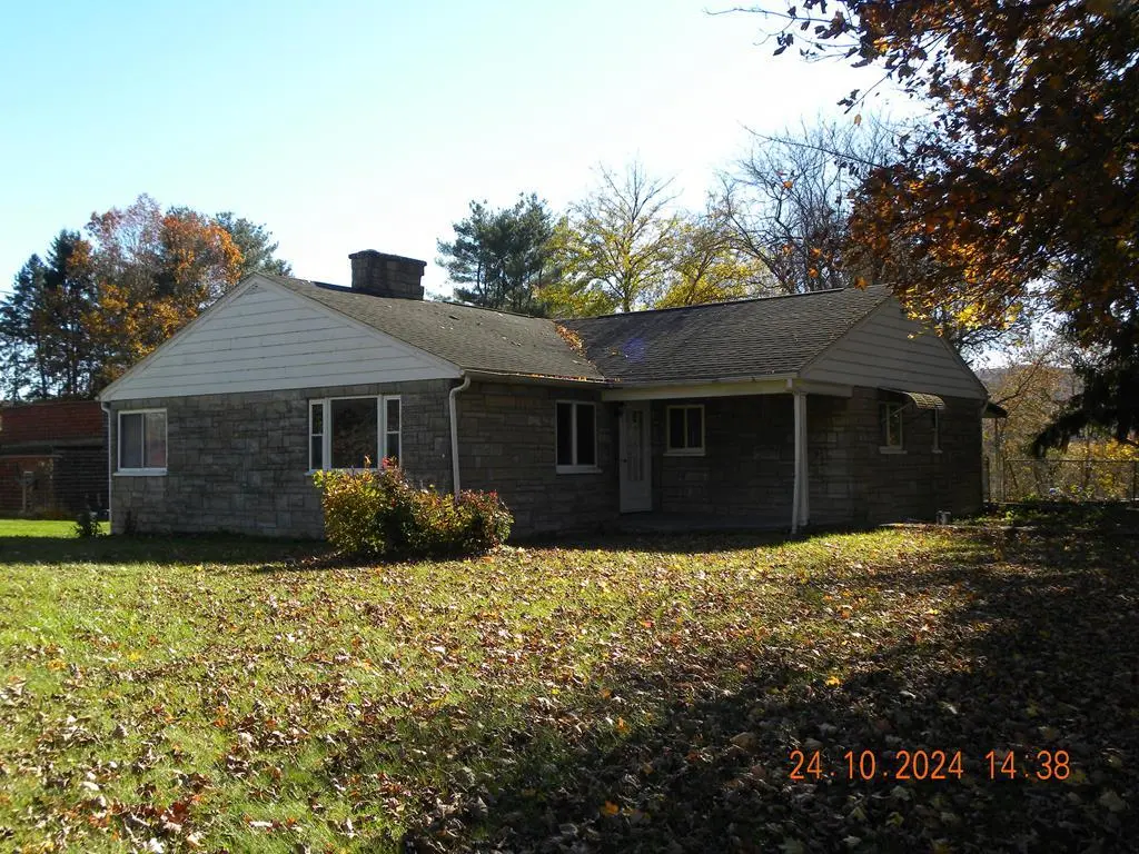 759 Main St