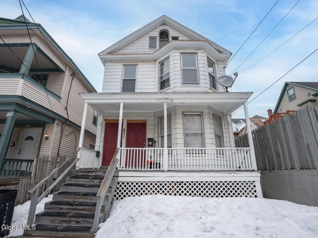 431 Morris St
