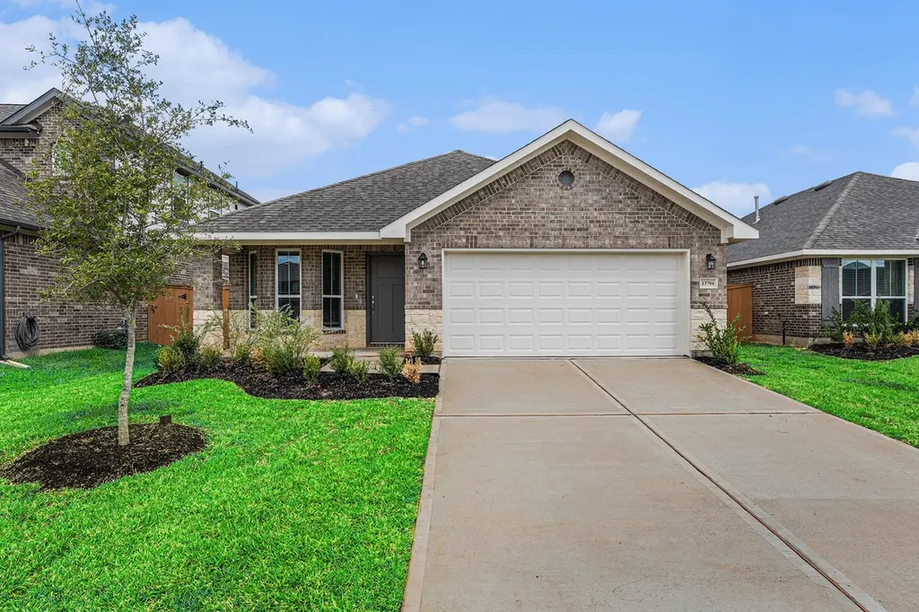 13709 Sabine Lake Dr