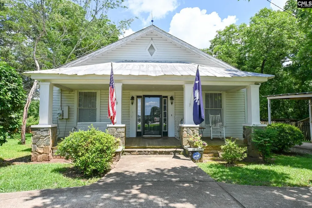 421 Spring Hill Rd