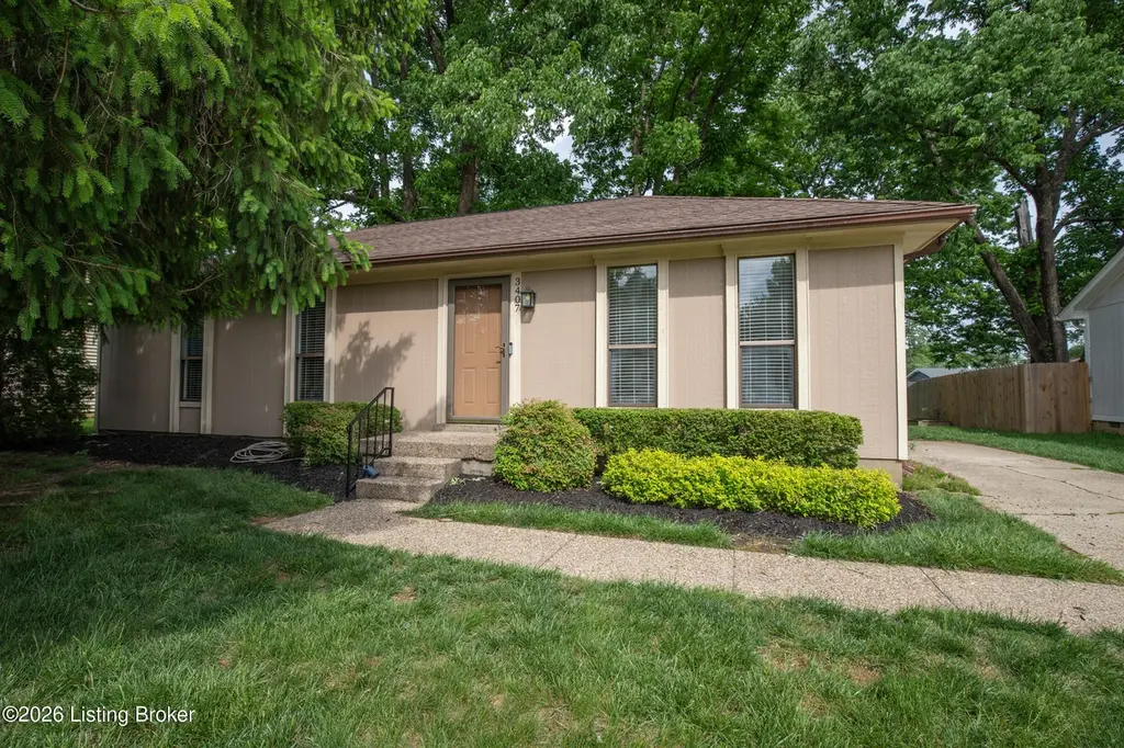 3407 La Follette Dr