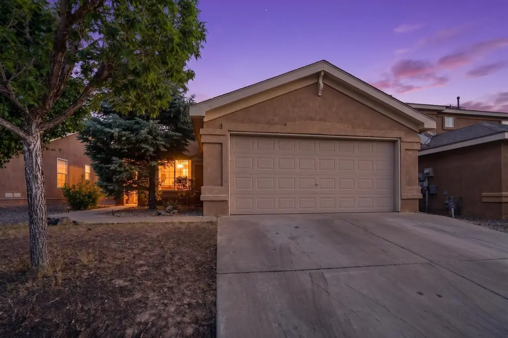 7443 Snowy Egret Pl NW