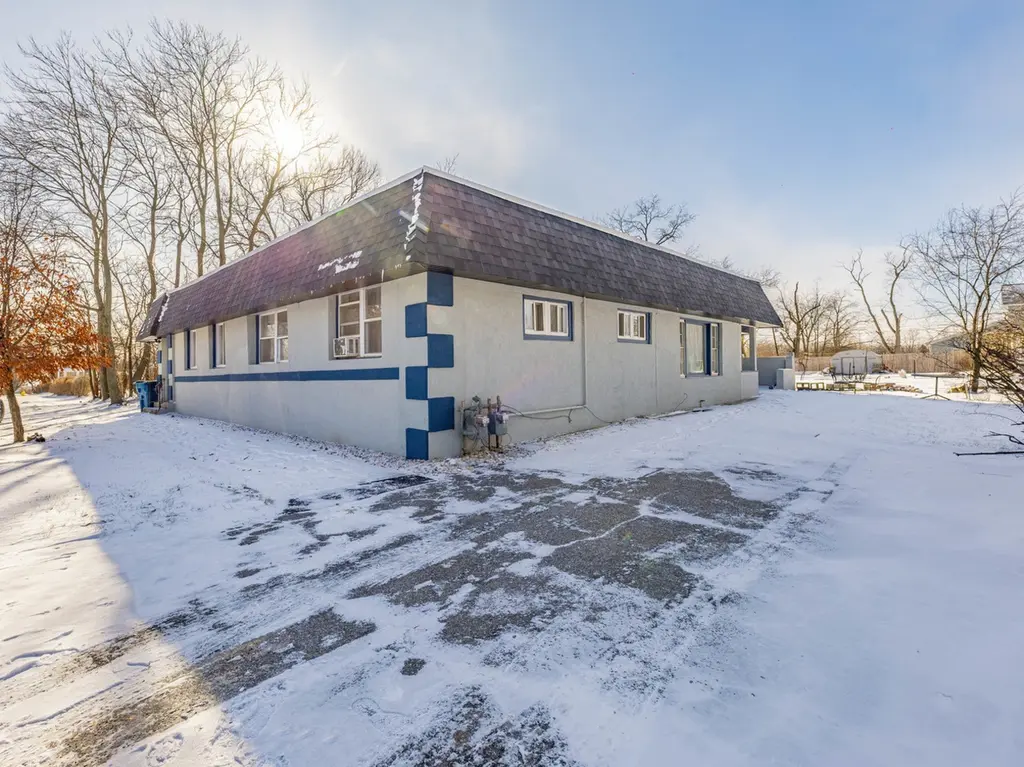 210 Southgate Ave