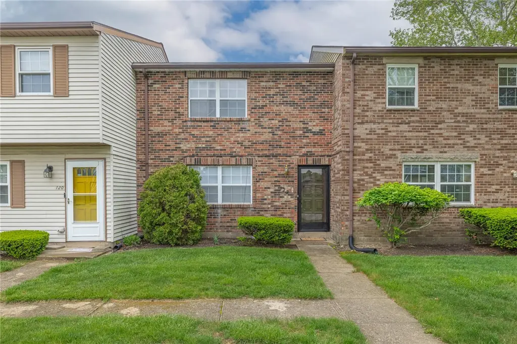 122 Commons Ave